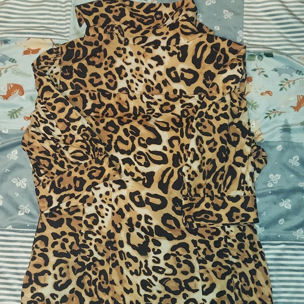 Bebe - Picture 3 of 3